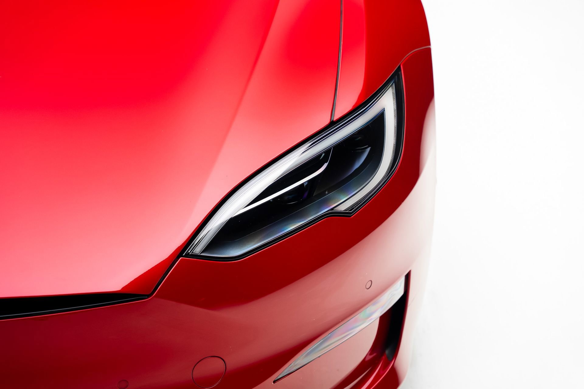 Used 2022 Tesla Model S Plaid image 11