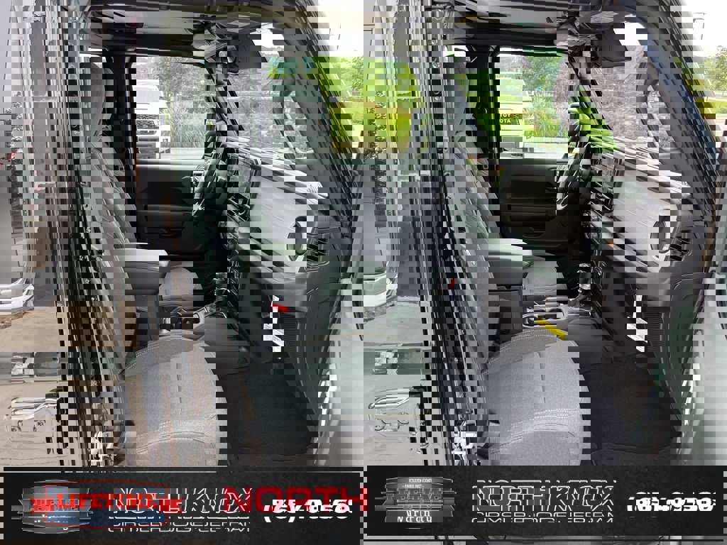 New 2025 Jeep Gladiator Sport image 26