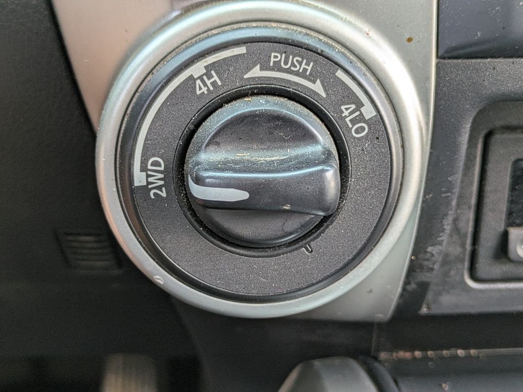 Used 2016 Nissan Titan XD AWD/4WD image 23