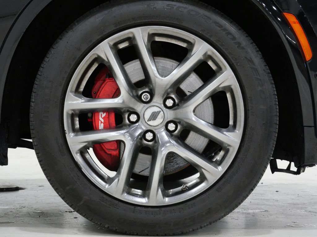 Used 2023 Dodge Durango R/T w/ Tow 'N Go Package AWD/4WD image 10