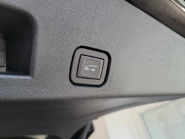 New 2026 Buick Enclave Avenir w/ Super Cruise Package FWD image 8