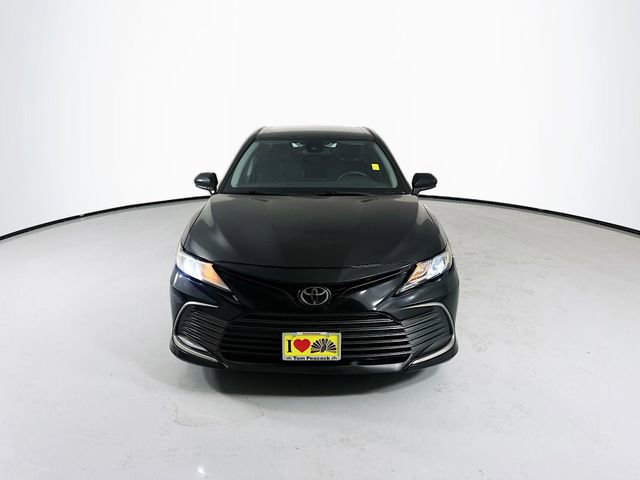 Used 2023 Toyota Camry LE FWD image 4