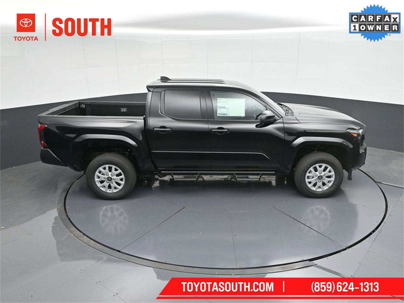 Used 2025 Toyota Tacoma SR w/ SR Upgrade Package image 47