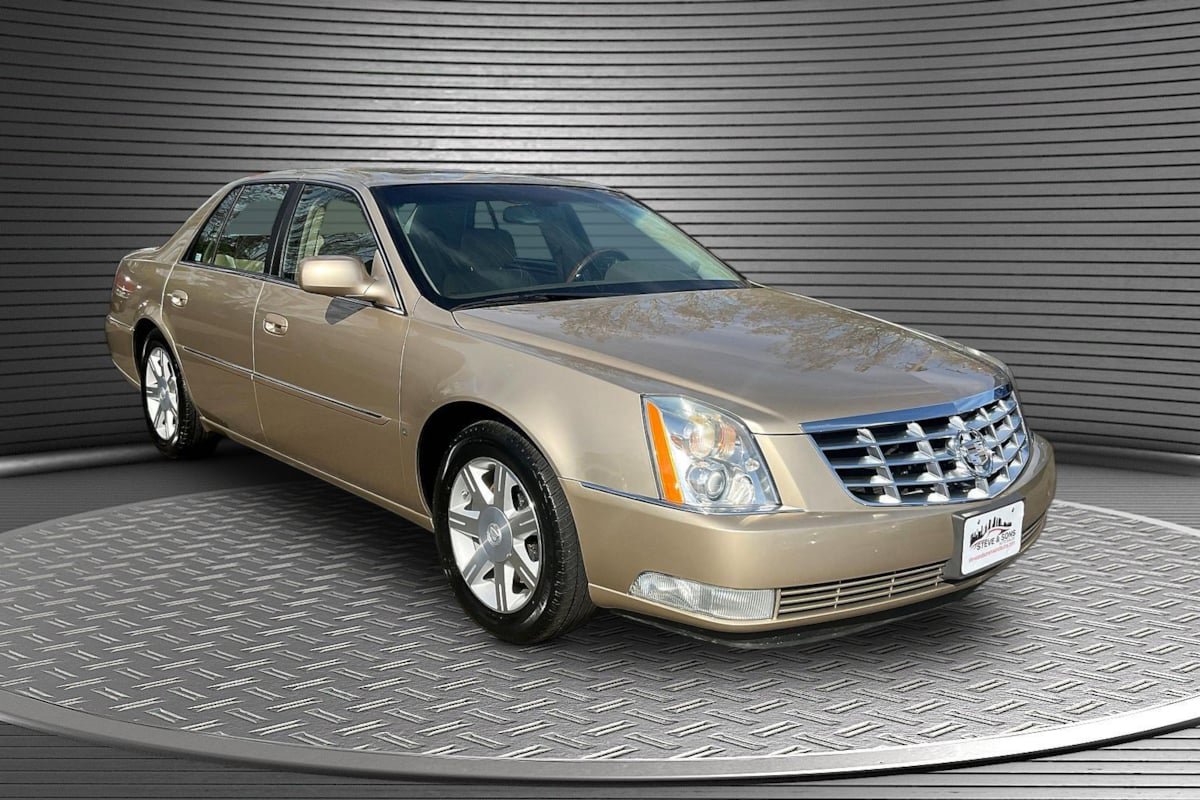 Used 2006 Cadillac DTS w/ Sun And Sound Package