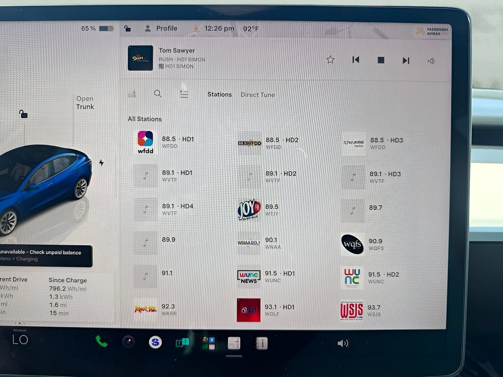 Used 2022 Tesla Model 3 Long Range AWD/4WD image 14