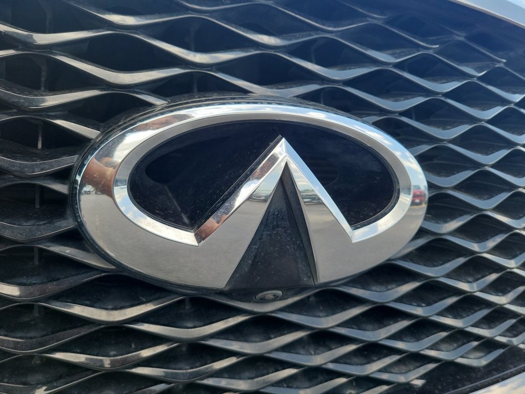 Used 2023 INFINITI QX80 Premium Select w/ Cargo Package RWD image 32