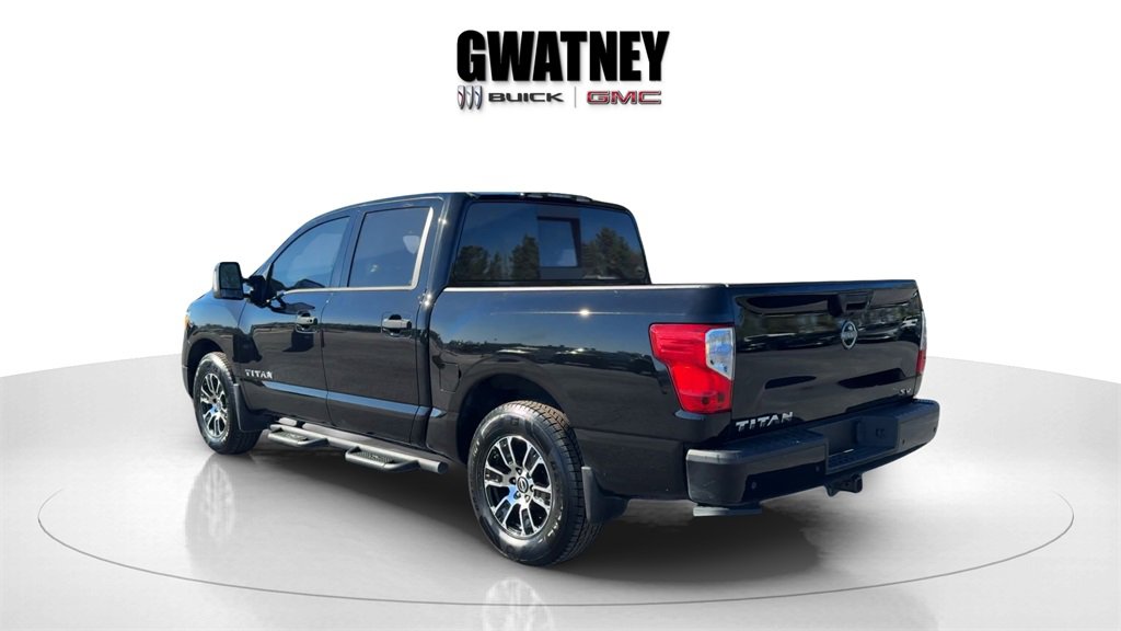 Used 2024 Nissan Titan SV w/ SV Convenience Package image 5