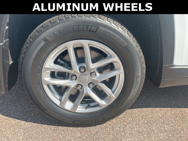 New 2025 Jeep Grand Cherokee L Laredo w/ Luxury Tech Group I image 10