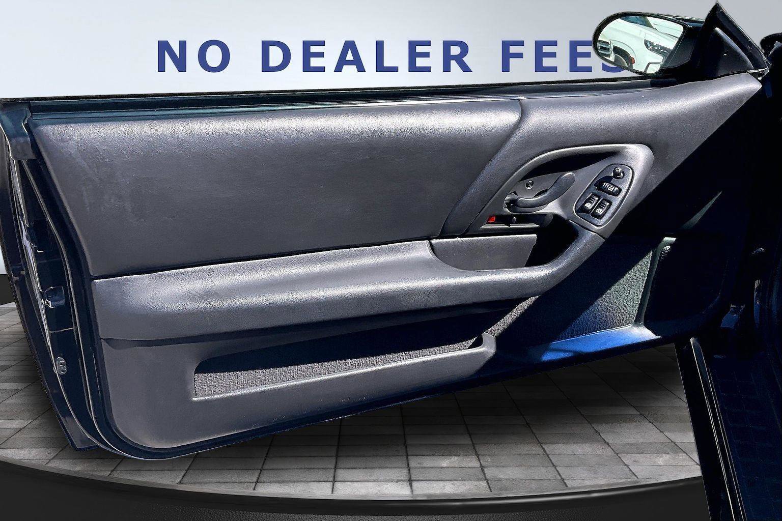 Used 2002 Chevrolet Camaro Z28 w/ SS Performance/Appearance Pkg RWD image 16