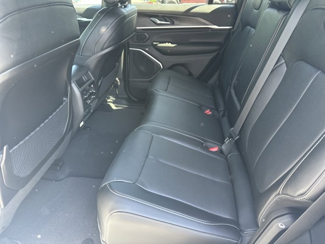 New 2026 Jeep Grand Cherokee Limited AWD/4WD image 21