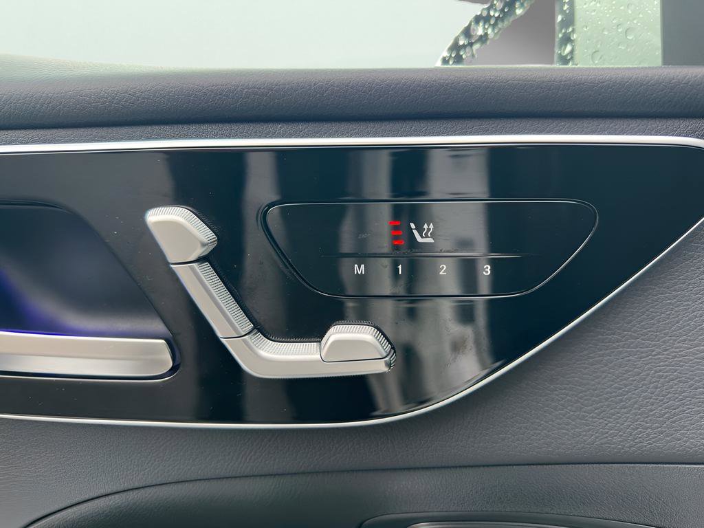 Used 2023 Mercedes-Benz C 300 Sedan image 13