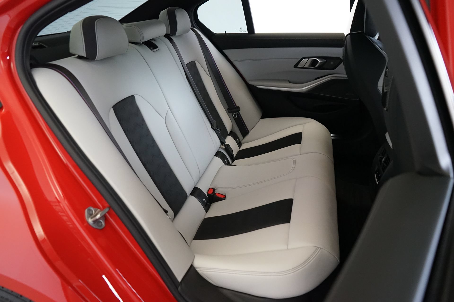 Used 2025 BMW M3 Competition AWD/4WD image 21
