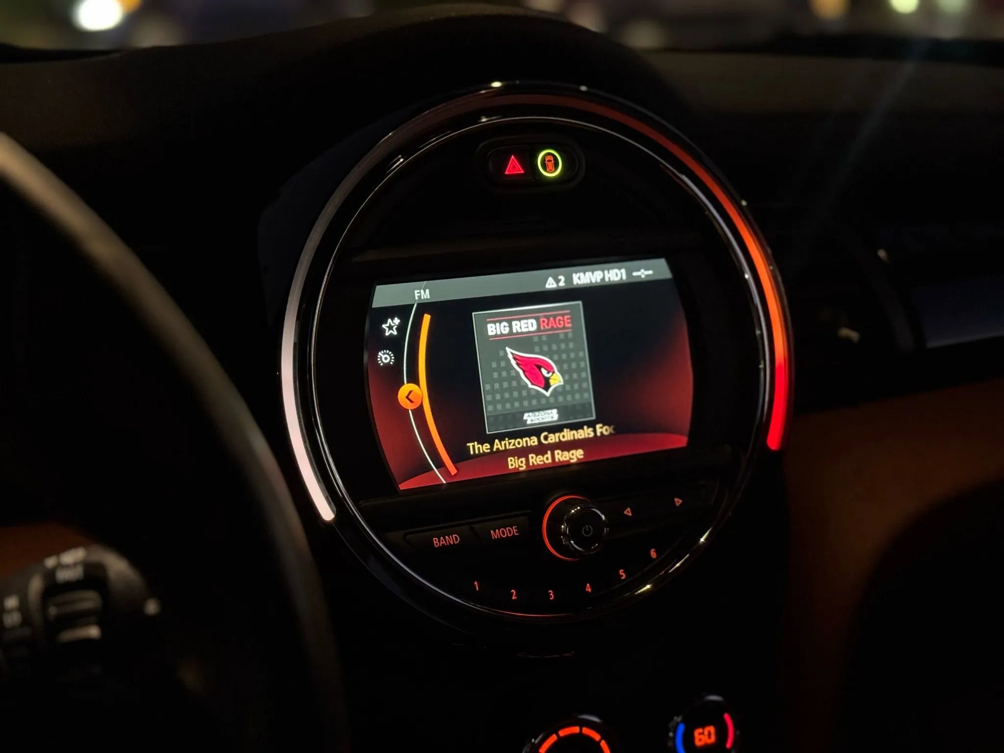 Used 2021 MINI Cooper 2-Door Hardtop w/ Signature Upholstery Package image 34