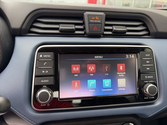 New 2025 Nissan Versa SV w/ Trunk Package FWD image 15