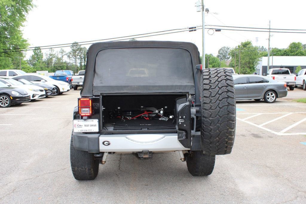 Used 2012 Jeep Wrangler Unlimited Sahara w/ Connectivity Group AWD/4WD image 11