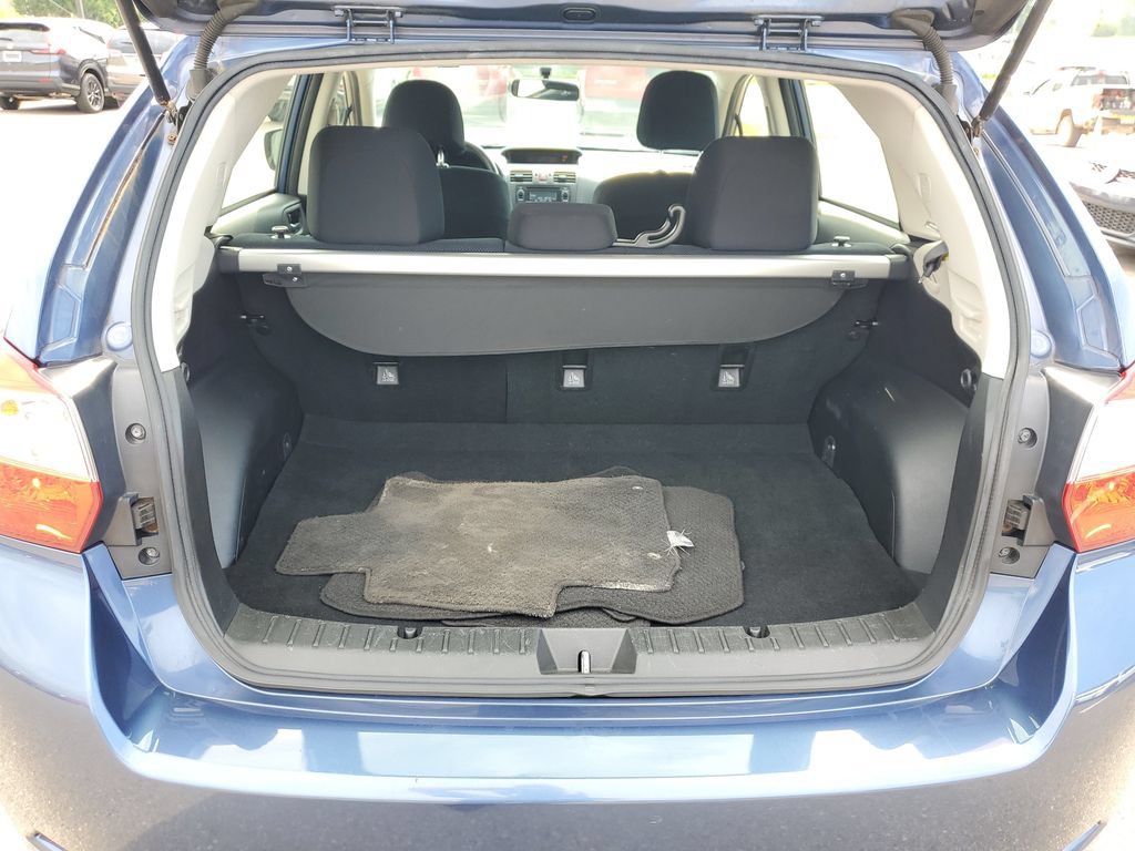 Used 2012 Subaru Impreza 2.0i Premium w/ All-Weather Pkg AWD/4WD image 8