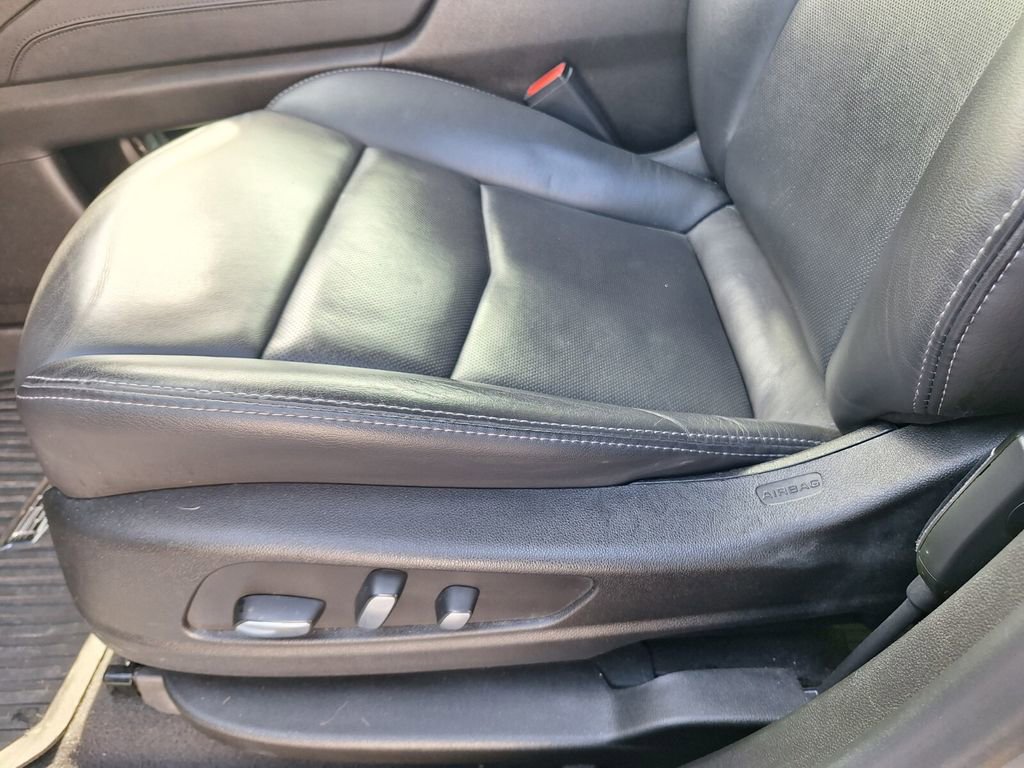 Used 2023 Cadillac XT5 Sportv w/ Technology Package image 29