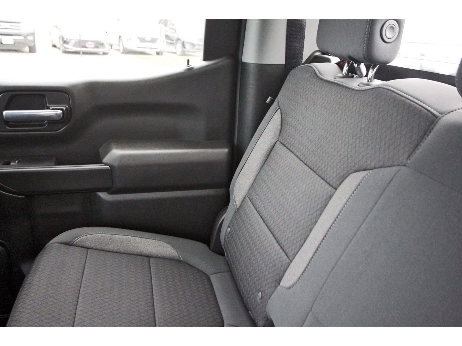 Used 2021 Chevrolet Silverado 1500 LT image 14