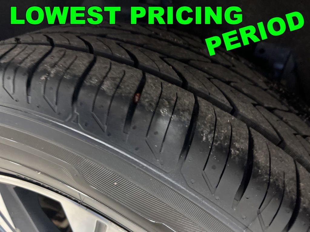 Used 2022 Nissan Rogue SV image 39