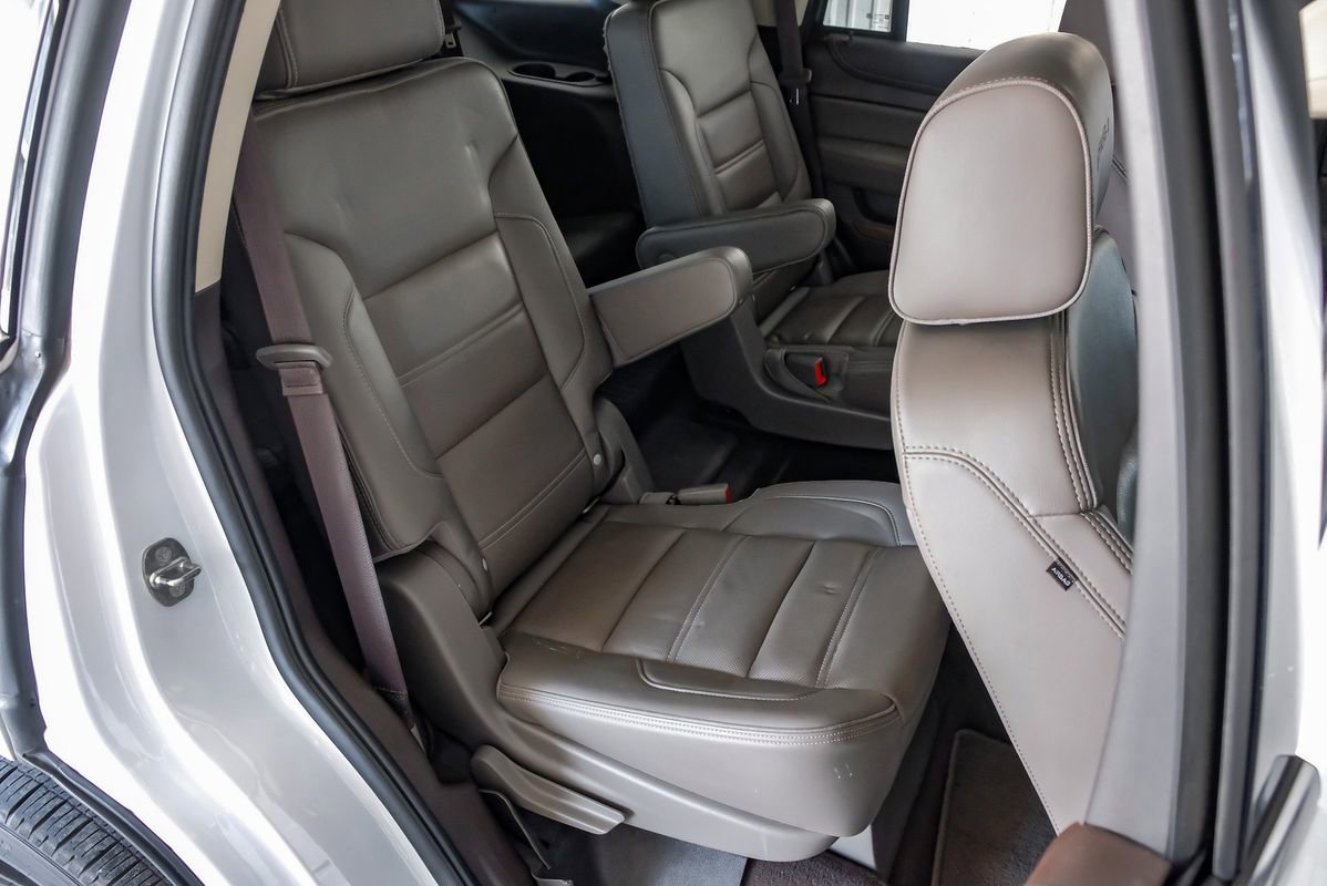 Used 2020 GMC Yukon Denali w/ Denali Ultimate Package image 34