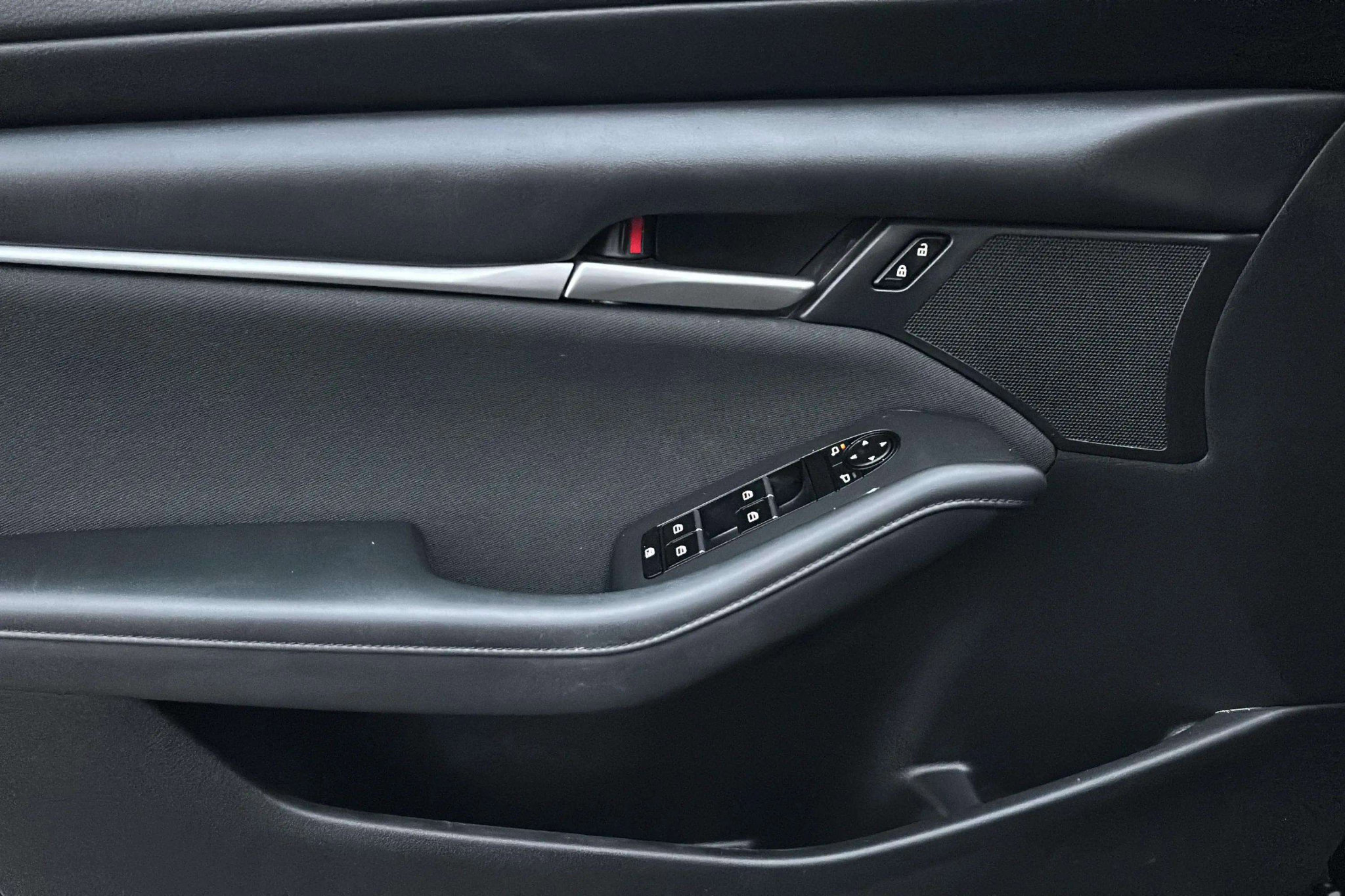 Used 2021 MAZDA MAZDA3 s image 43