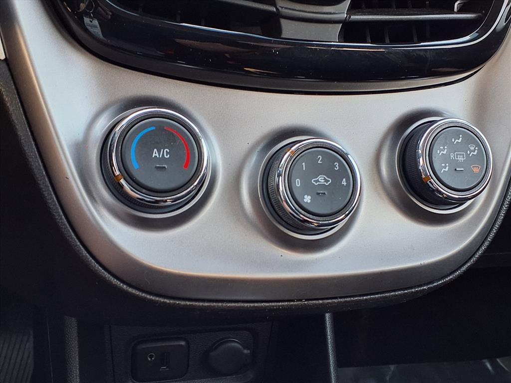 Used 2018 Chevrolet Spark LT image 5