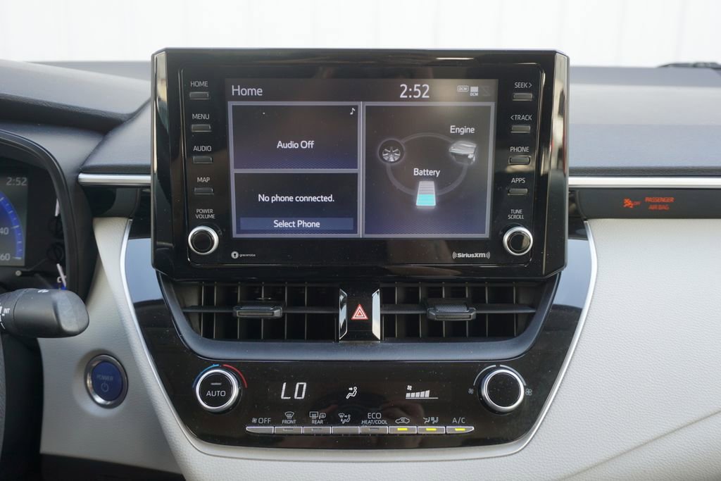 Used 2022 Toyota Corolla LE FWD image 8