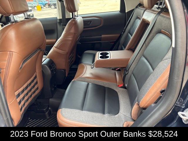 Used 2023 Ford Bronco Sport Outer Banks w/ Tech Package AWD/4WD image 31