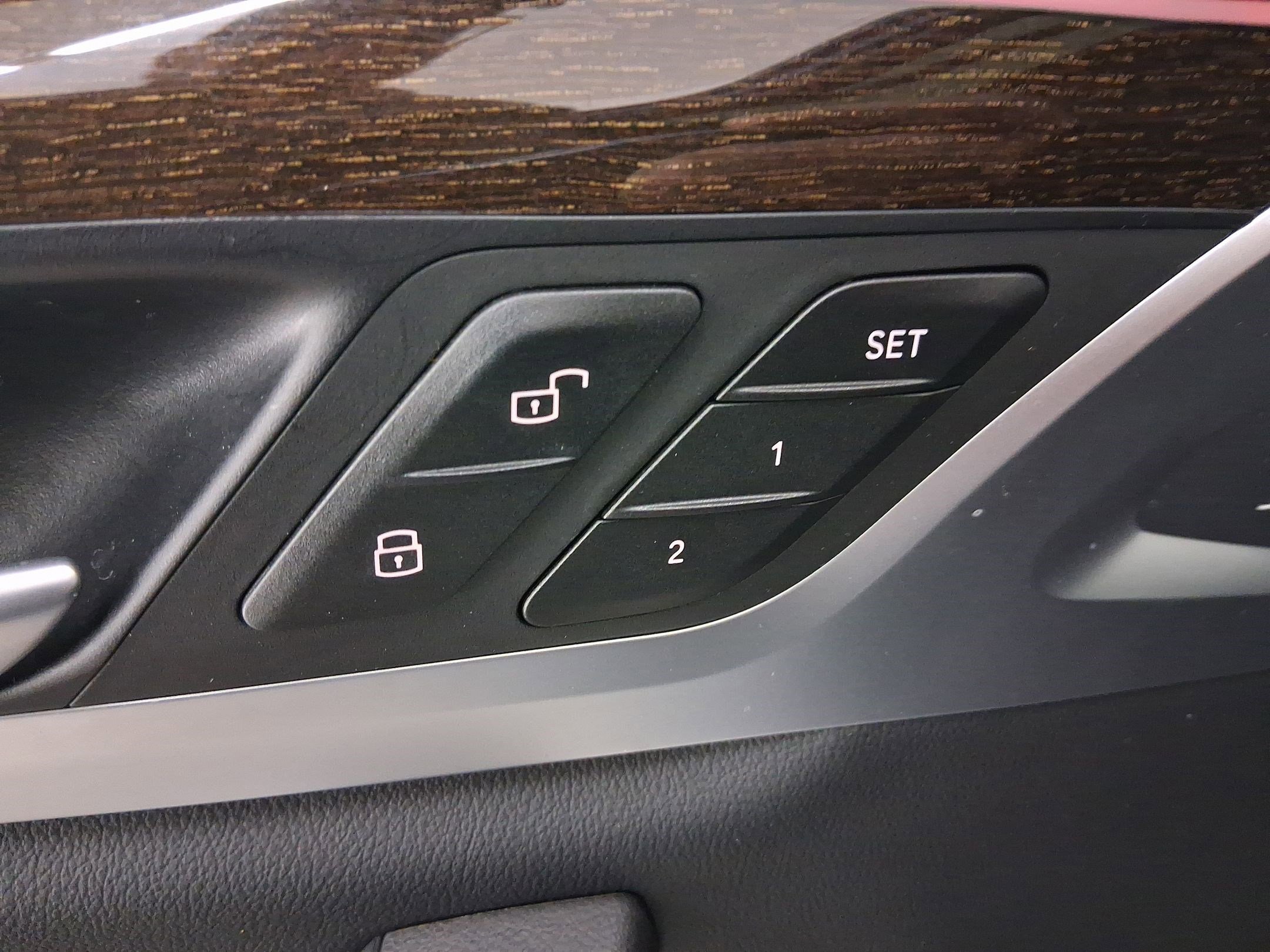 Certified 2023 BMW X4 xDrive30i image 12