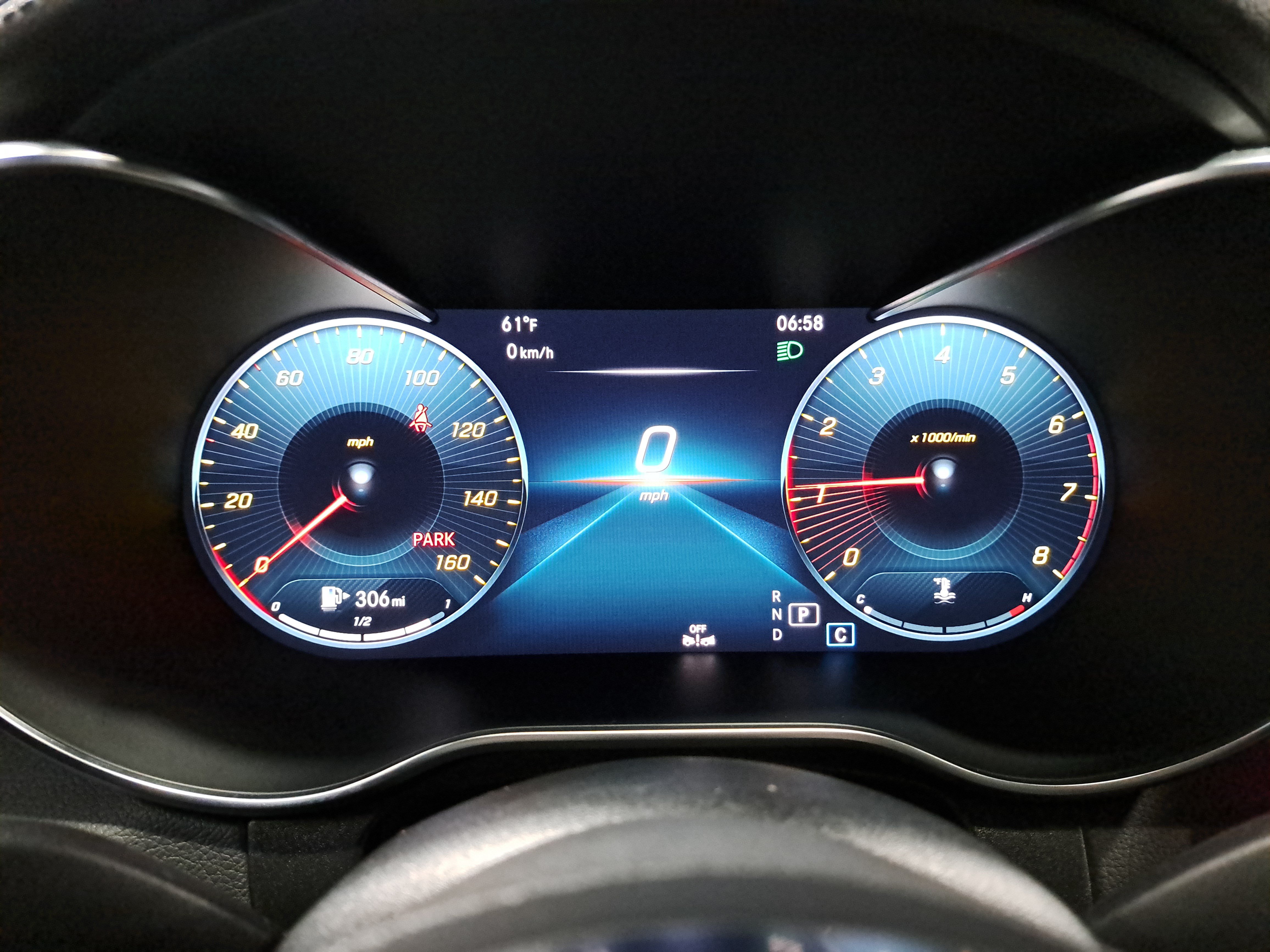 Used 2023 Mercedes-Benz GLC 300 4MATIC Coupe image 21