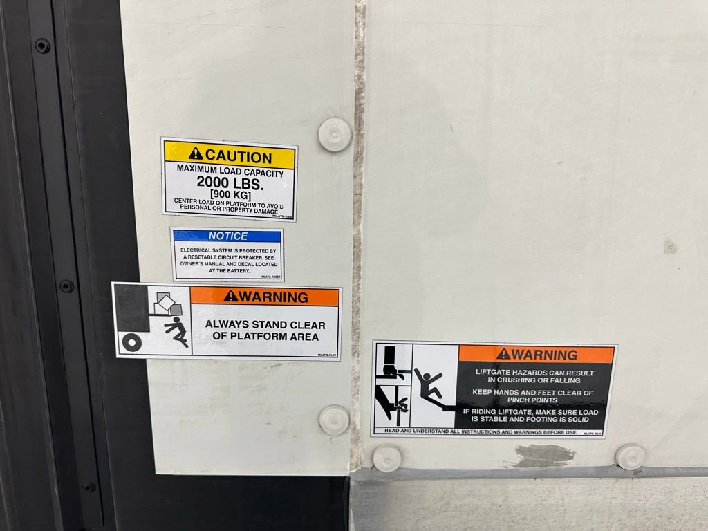 Used 2024 Ford E-350 and Econoline 350 Super Duty image 34