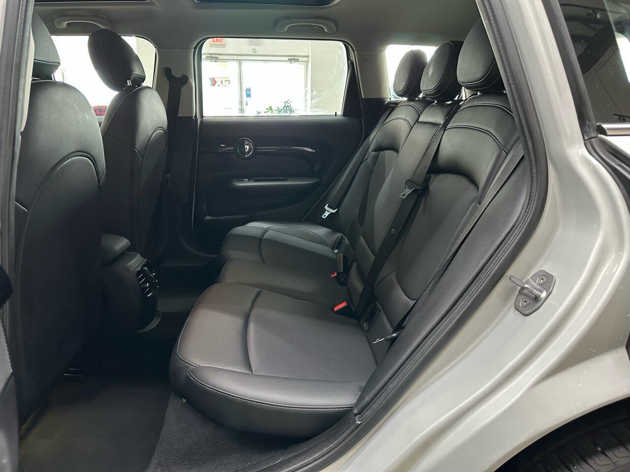 Used 2019 MINI Cooper Clubman image 13