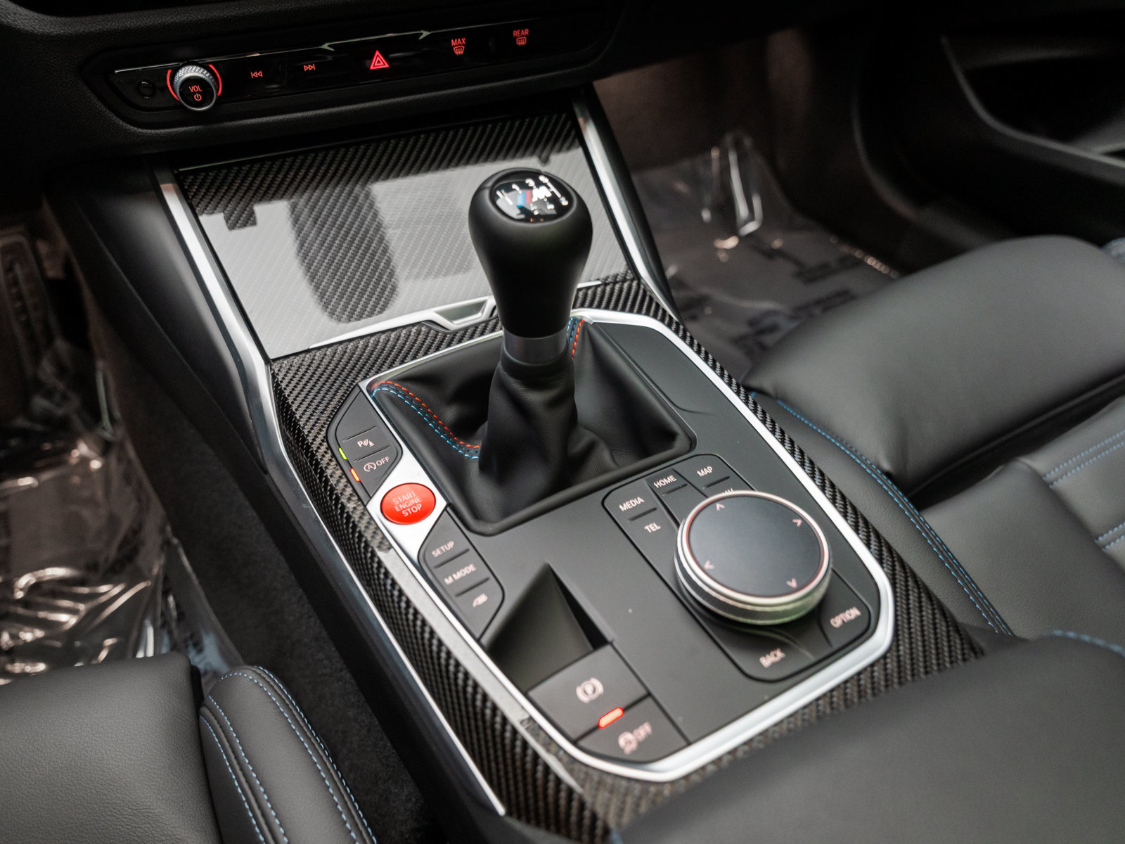 Used 2025 BMW M2 w/ Lighting Package RWD image 57