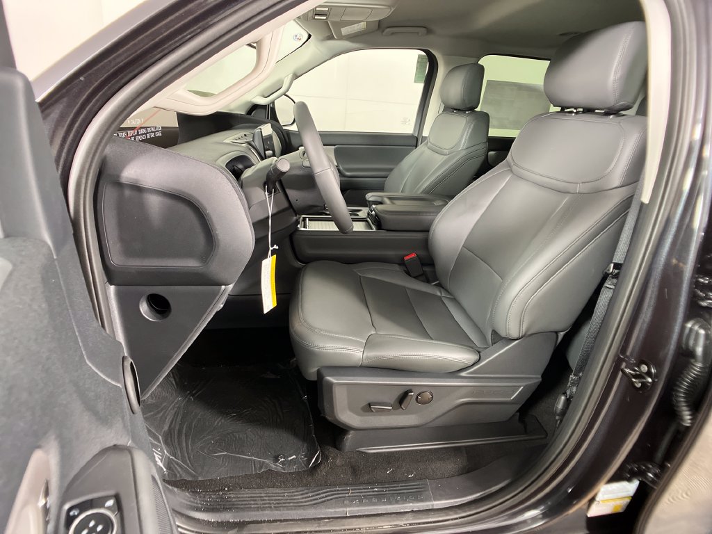 New 2026 Ford Expedition Active RWD image 25