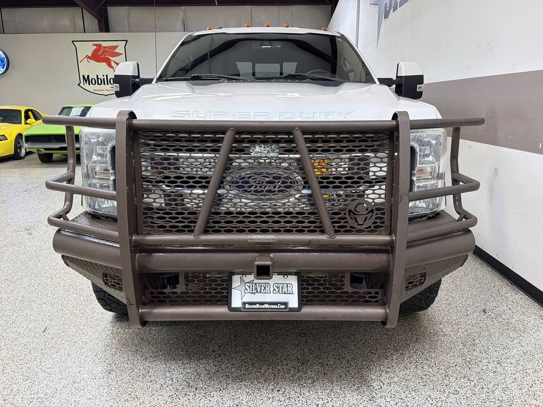 Used 2017 Ford F250 King Ranch w/ FX4 Off-Road Package AWD/4WD image 30