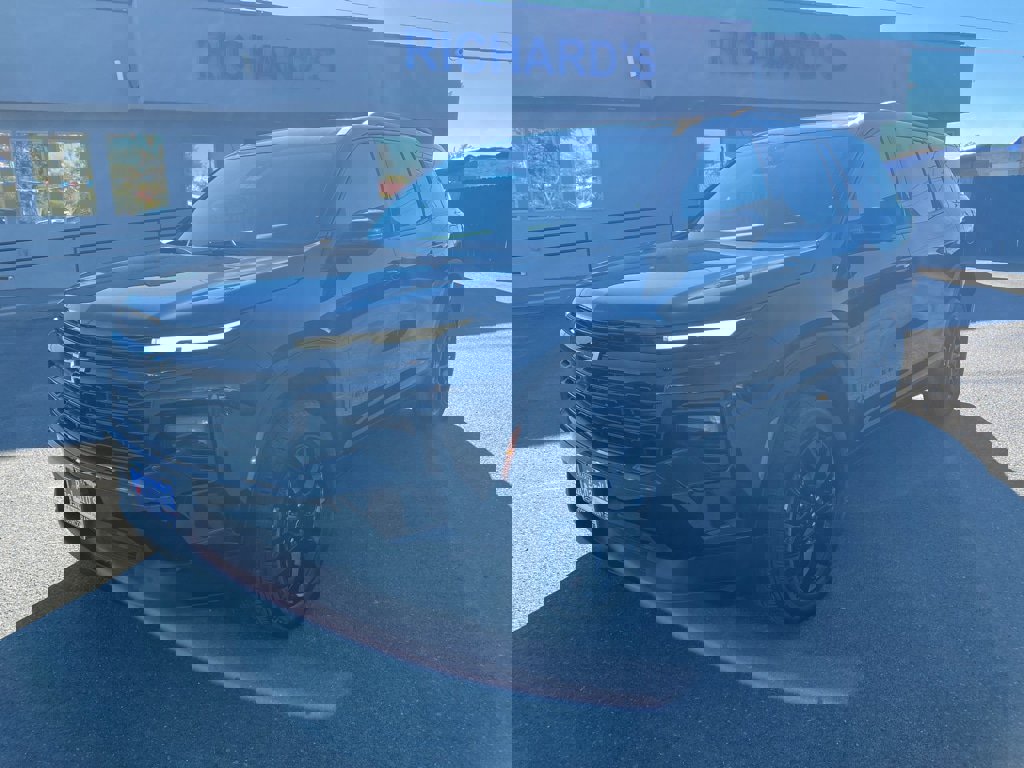 New 2026 Chevrolet Traverse LT w/ Midnight/Sport Edition image 8