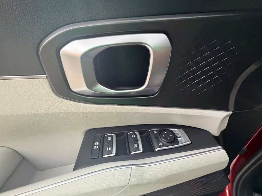 Used 2021 Kia Sorento S image 25