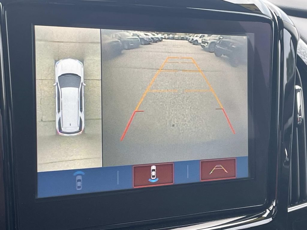 Used 2019 Chevrolet Traverse LT w/ LT Premium Package AWD/4WD image 20