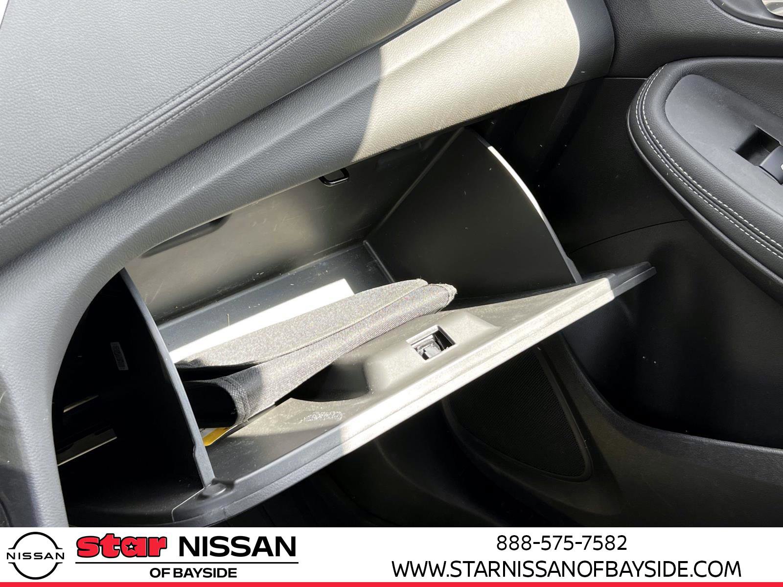 Used 2023 Buick Encore GX Essence w/ Advanced Technology Package image 29