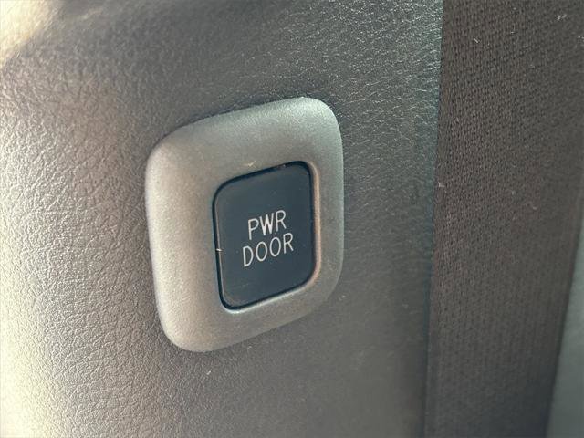 Certified 2022 Toyota Sienna XSE image 23