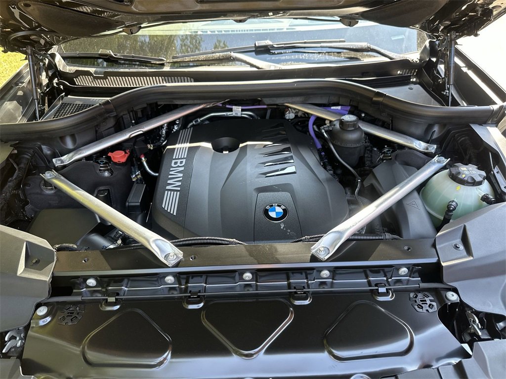 New 2026 BMW X7 xDrive40i w/ M Sport Package image 28