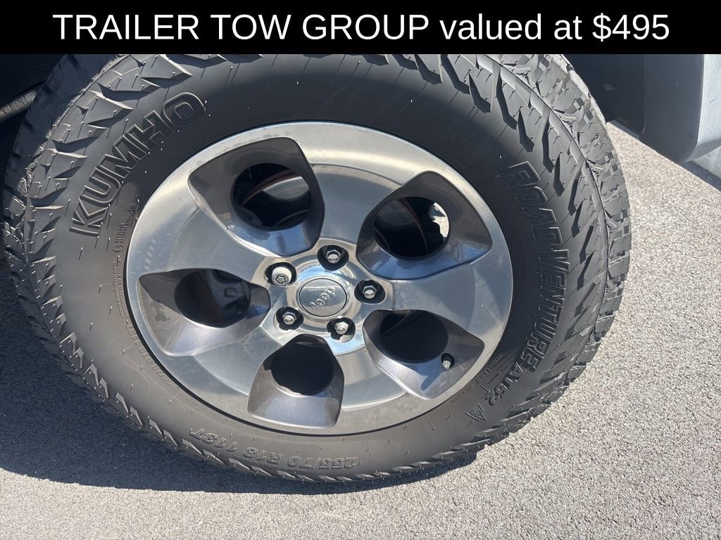 Used 2016 Jeep Wrangler Unlimited Sahara w/ Connectivity Group AWD/4WD image 9