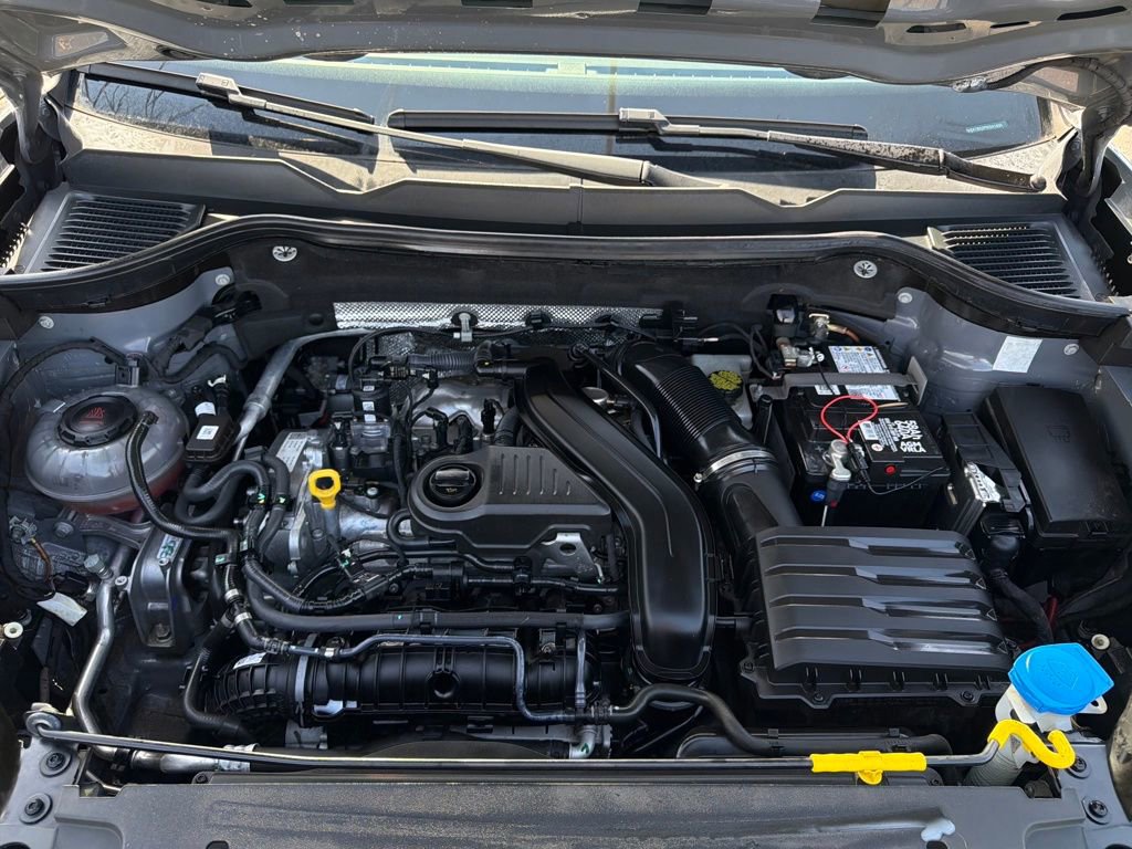 Used 2023 Volkswagen Taos SE image 31