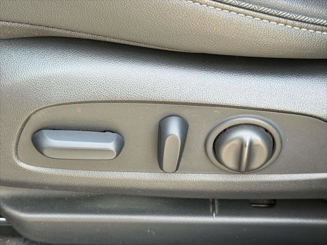 Used 2023 Buick Encore GX Preferred w/ Cold Weather Comfort Package FWD image 22