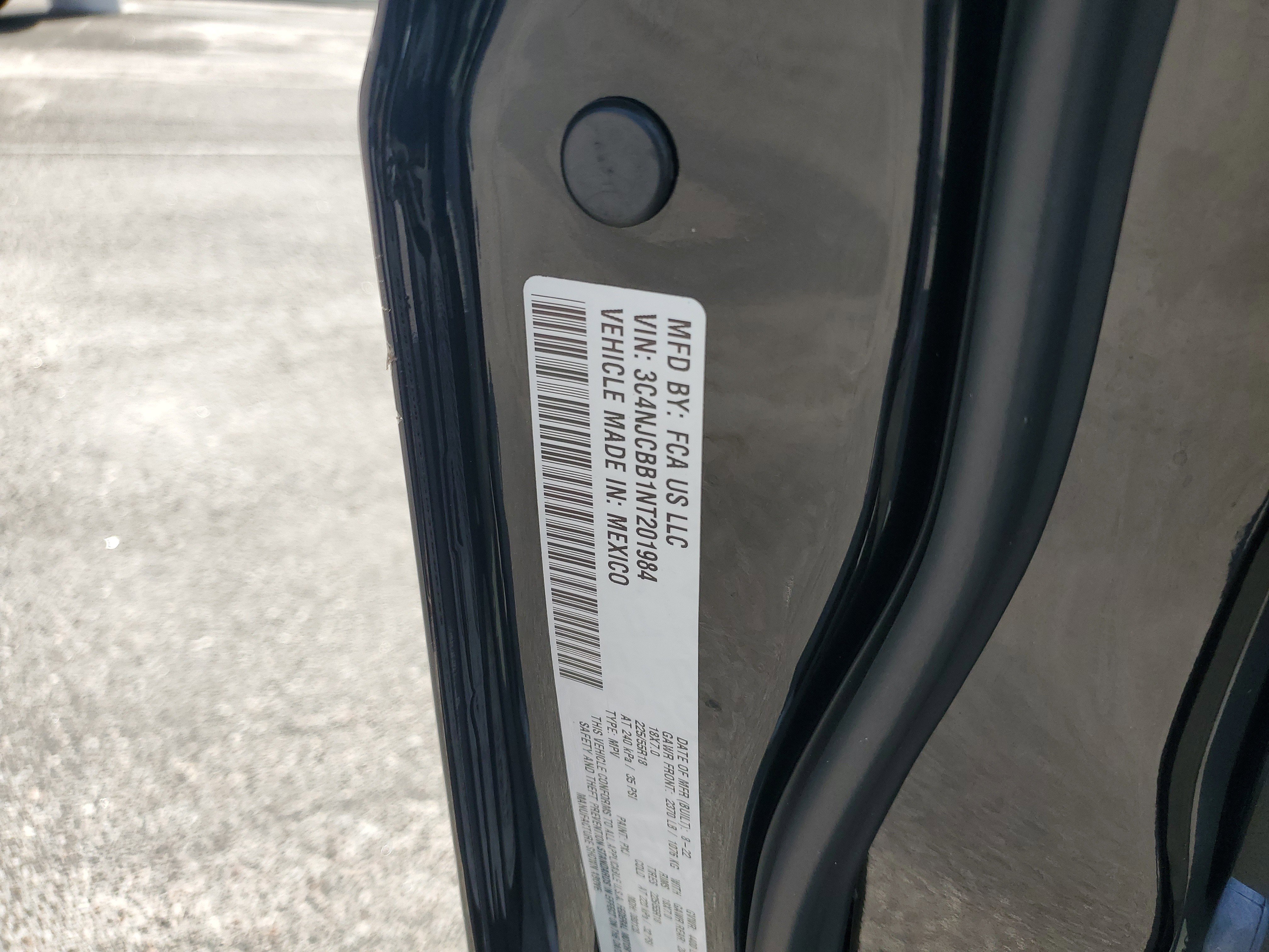 Used 2022 Jeep Compass Altitude image 25