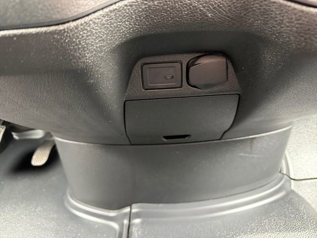 Used 2025 Mercedes-Benz Sprinter 2500 image 23