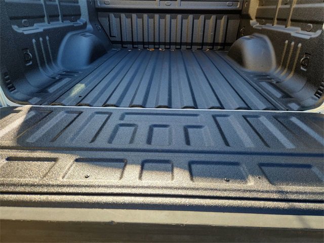 Used 2020 GMC Canyon SLT w/ Driver Alert Package image 23