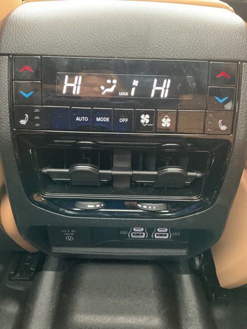 Used 2025 Jeep Grand Cherokee L Summit w/ Obsidian Package image 24