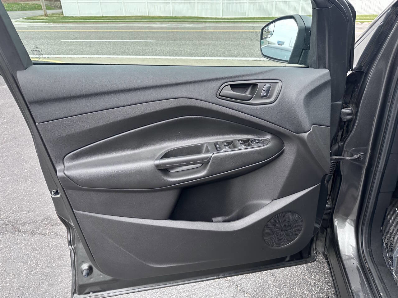 Used 2017 Ford Escape S FWD image 20