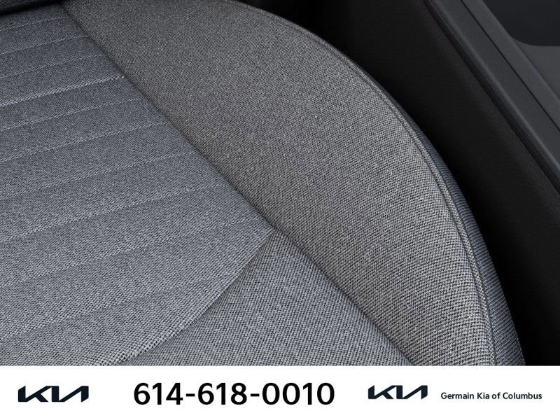 New 2025 Kia K4 EX image 27